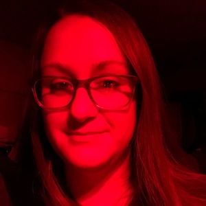 Meet your Posher, Stefanie